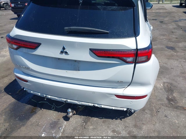 Продаж на аукціоні авто 2024 Mitsubishi Outlander Se 2.5 S-awc/se Black Edition S-awc/se Black Edition W/pano Roof S-awc/se Ralliart S-awc, vin: JA4J4VA8XRZ031981, номер лоту: 45034689