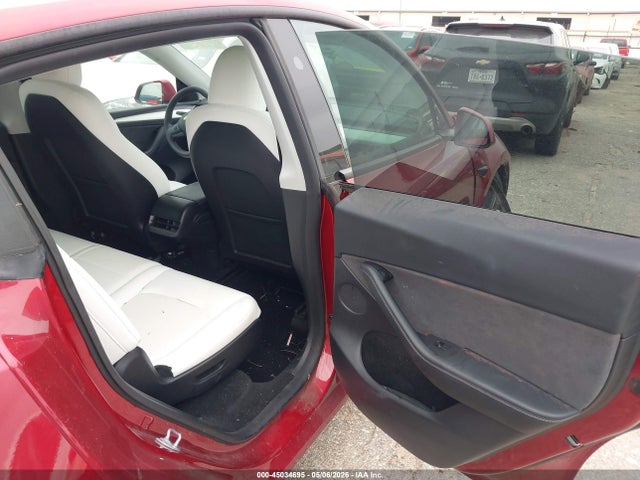 Продажа на аукционе авто 2024 Tesla Model Y Long Range Dual Motor All-wheel Drive, vin: 7SAYGAEE8RF155311, номер лота: 45034695