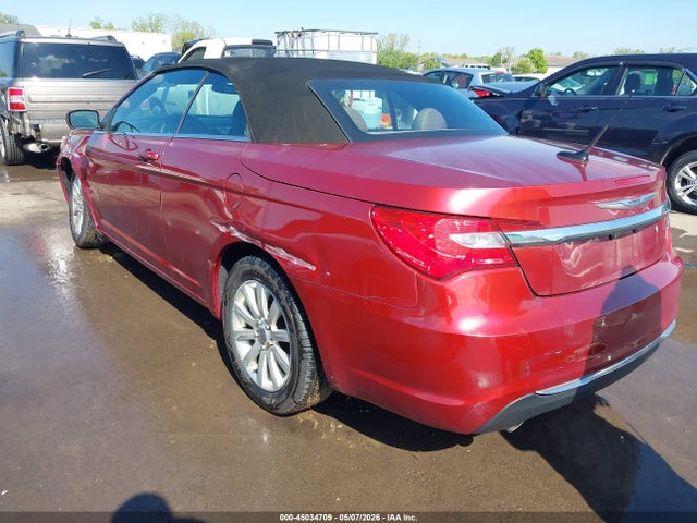 45034709 :رقم المزاد ، 1C3BC2EG7BN535984 vin ، 2011 Chrysler 200 Touring مزاد بيع