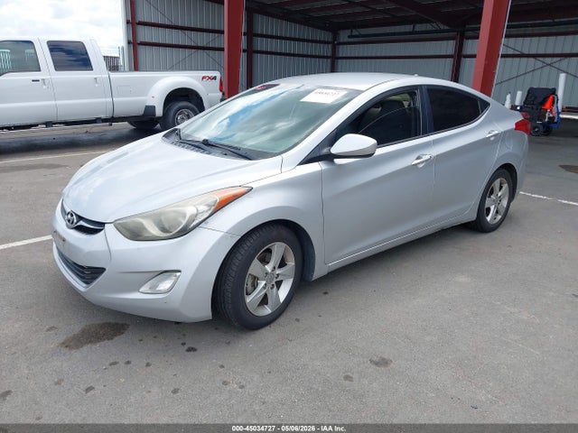 Продаж на аукціоні авто 2013 Hyundai Elantra Gls/limited, vin: KMHDH4AE4DU585154, номер лоту: 45034727