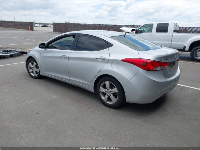 Продаж на аукціоні авто 2013 Hyundai Elantra Gls/limited, vin: KMHDH4AE4DU585154, номер лоту: 45034727