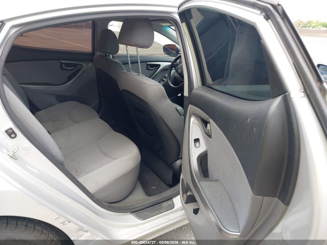 Продаж на аукціоні авто 2013 Hyundai Elantra Gls/limited, vin: KMHDH4AE4DU585154, номер лоту: 45034727