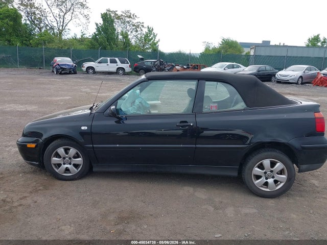 45034738 :رقم المزاد ، 3VWDC21V32M801209 vin ، 2002 Volkswagen Cabrio Glx مزاد بيع