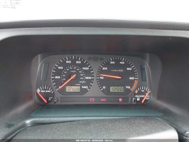 45034738 :رقم المزاد ، 3VWDC21V32M801209 vin ، 2002 Volkswagen Cabrio Glx مزاد بيع
