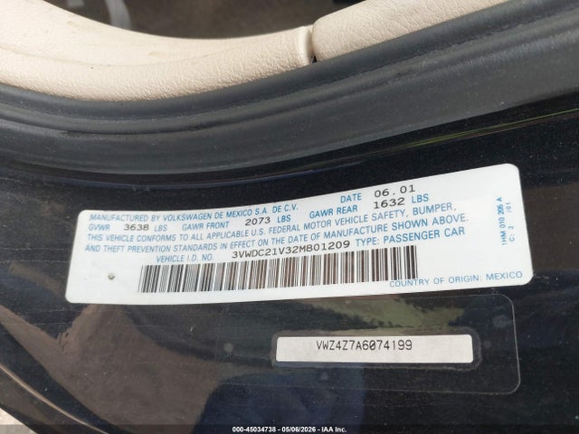 45034738 :رقم المزاد ، 3VWDC21V32M801209 vin ، 2002 Volkswagen Cabrio Glx مزاد بيع