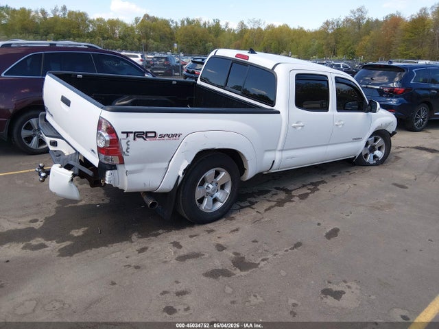 45034752 :رقم المزاد ، 5TFMU4FN9FX029643 vin ، 2015 Toyota Tacoma Base V6 مزاد بيع
