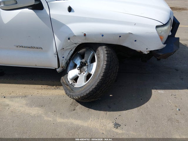 45034752 :رقم المزاد ، 5TFMU4FN9FX029643 vin ، 2015 Toyota Tacoma Base V6 مزاد بيع