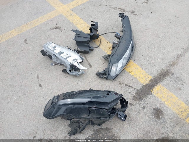 JN8BT3BA5RW001361 Nissan Rogue Sv Fwd