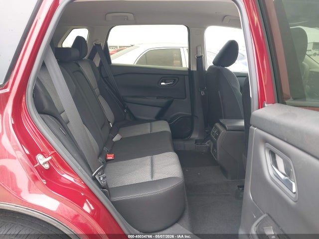 JN8BT3BA5RW001361 Nissan Rogue Sv Fwd