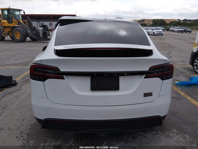 Продаж на аукціоні авто 2023 Tesla Model X Plaid Tri Motor All-wheel Drive, vin: 7SAXCBE62PF418864, номер лоту: 45034788