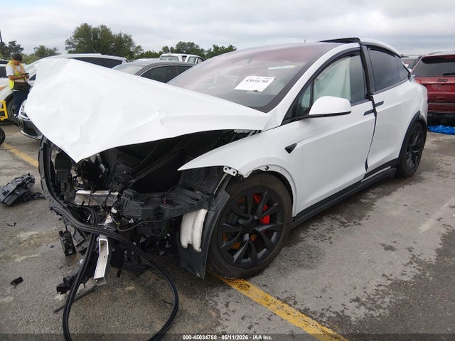Продаж на аукціоні авто 2023 Tesla Model X Plaid Tri Motor All-wheel Drive, vin: 7SAXCBE62PF418864, номер лоту: 45034788