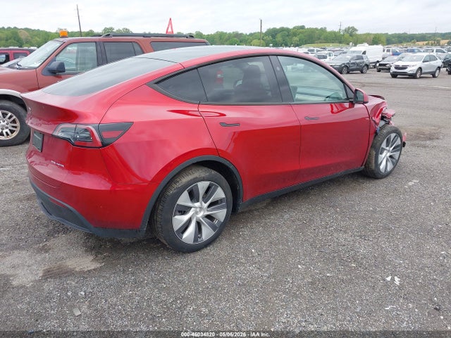 Продажа на аукционе авто 2024 Tesla Model Y Long Range Dual Motor All-wheel Drive, vin: 7SAYGDEE5RA281088, номер лота: 45034820