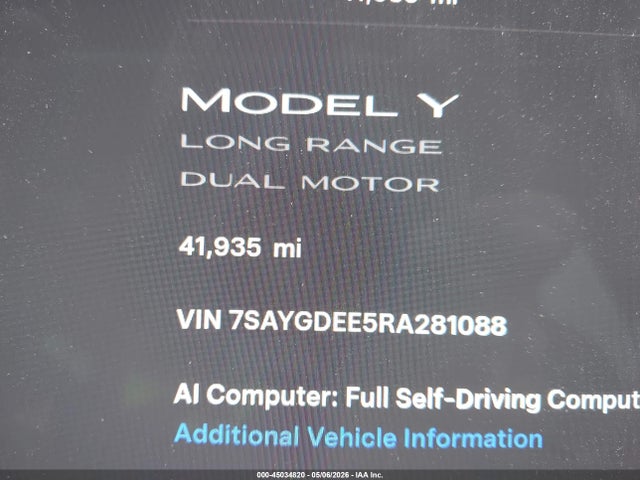 Продажа на аукционе авто 2024 Tesla Model Y Long Range Dual Motor All-wheel Drive, vin: 7SAYGDEE5RA281088, номер лота: 45034820