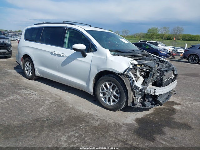 45034852 :رقم المزاد ، 2C4RC1DG2LR151380 vin ، 2020 Chrysler Voyager Lxi مزاد بيع