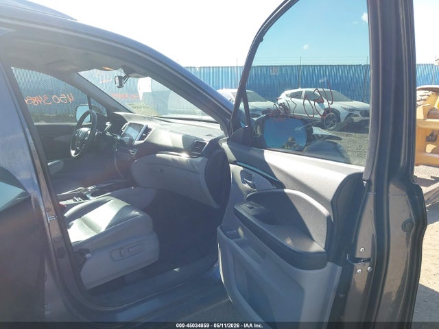 Продажа на аукционе авто 2017 Honda Pilot Touring, vin: 5FNYF6H91HB022500, номер лота: 45034859