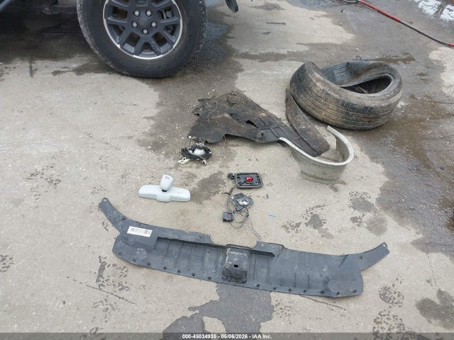 45034935 :رقم المزاد ، WA1CMAFP1FA112640 vin ، 2015 Audi Q5 3.0 Tdi Premium Plus مزاد بيع