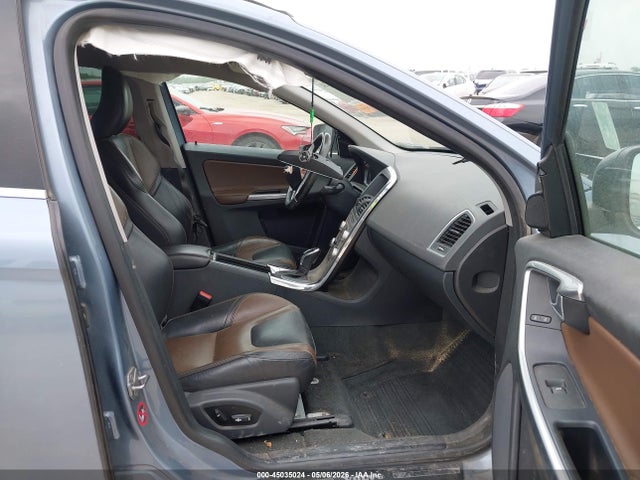 Volvo Xc60 T5 Dynamic 2017 YV440MDR4H2215069 Image 5