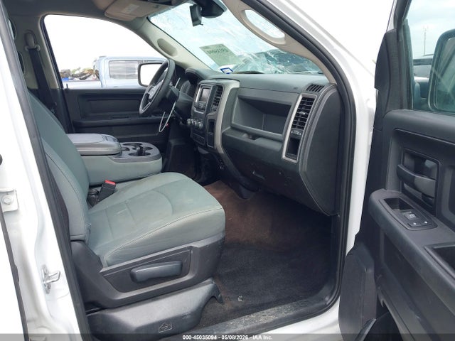 Продажа на аукционе авто 2016 Ram 1500 Tradesman, vin: 3C6RR6KT4GG232220, номер лота: 45035094