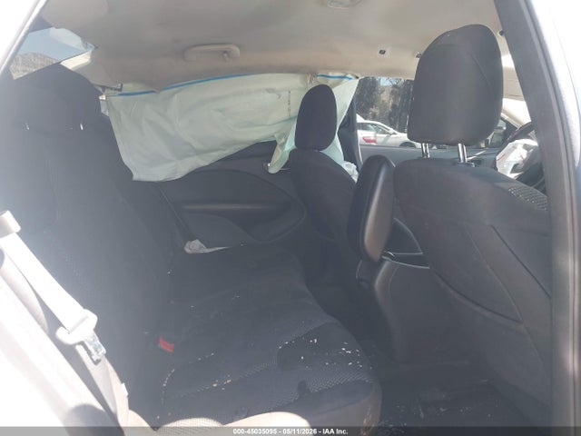 1C3CDFAA0FD311560 Dodge DART SE