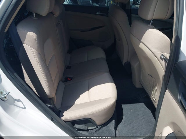 45035120 :رقم المزاد ، KM8J23A41GU146889 vin ، 2016 Hyundai Tucson Se مزاد بيع