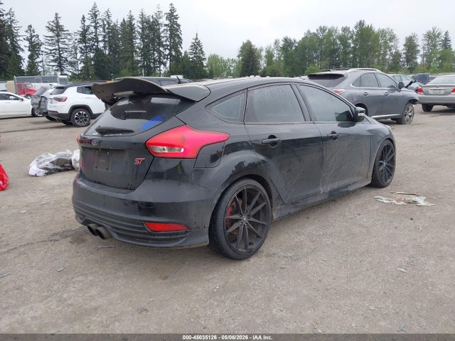 Ford FOCUS ST 2015 1FADP3L99FL314056 Image 4