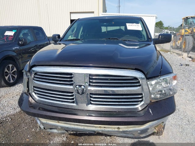 1C6RR6GT2HS682807 RAM 1500 Big Horn 4x2 6&#039;4 Box