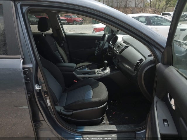 Продажа на аукционе авто 2015 Kia Sportage Lx, vin: KNDPBCAC9F7770989, номер лота: 45035160