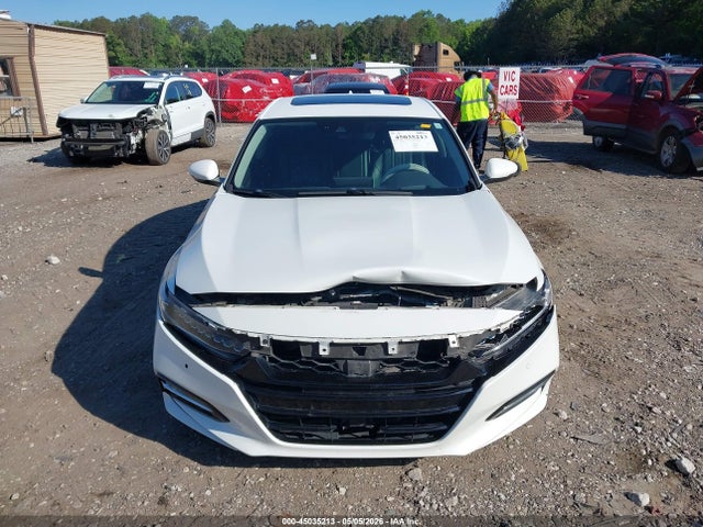 1HGCV3F91JA016937 Honda Accord Hybrid Touring