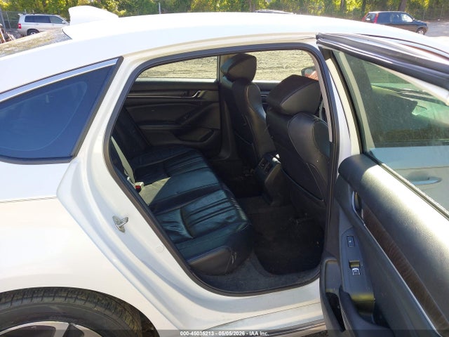 1HGCV3F91JA016937 Honda Accord Hybrid Touring