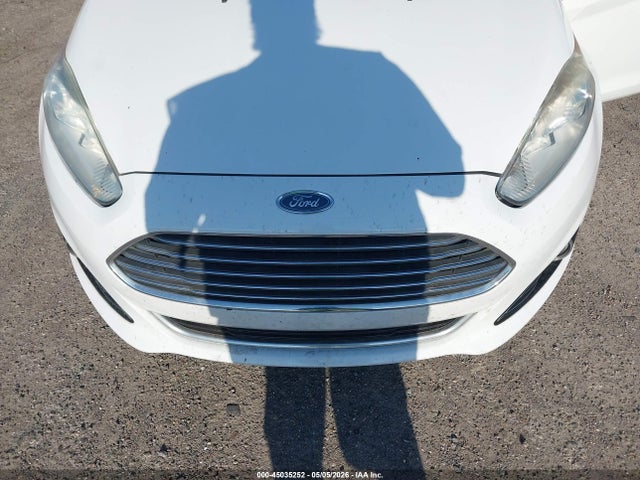 2014 Ford Fiesta Titanium მანქანა იყიდება აუქციონზე, vin: 3FADP4CJ3EM244700, აუქციონის ნომერი: 45035252