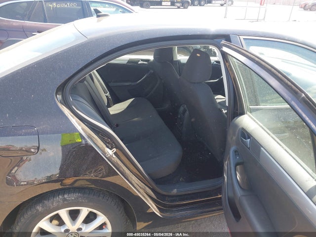 2015 Volkswagen Jetta 1.8t Se მანქანა იყიდება აუქციონზე, vin: 3VWD17AJ8FM298265, აუქციონის ნომერი: 45035264