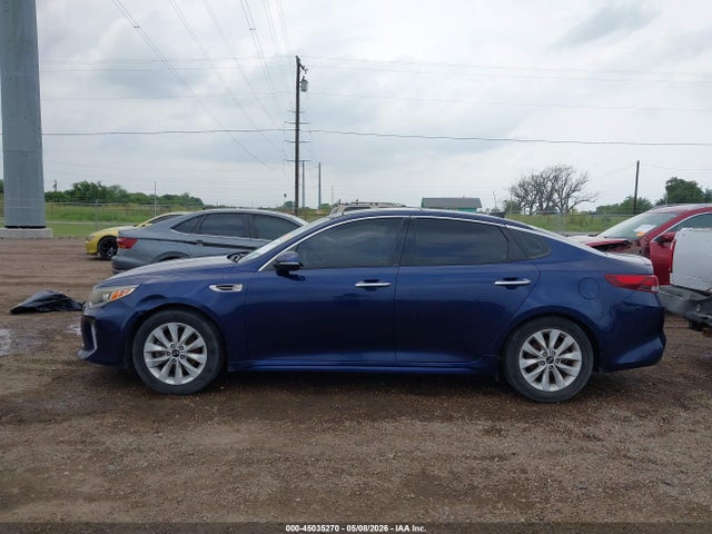 Продажа на аукционе авто 2018 Kia Optima S, vin: 5XXGT4L30JG194788, номер лота: 45035270