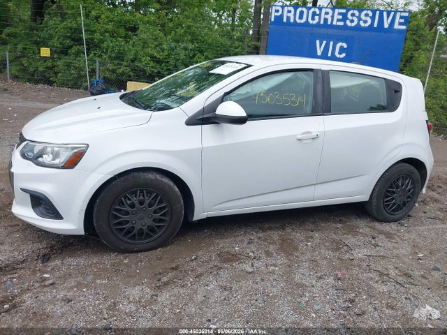 45035314 :رقم المزاد ، 1G1JG6SG0H4162477 vin ، 2017 Chevrolet Sonic Lt Auto مزاد بيع