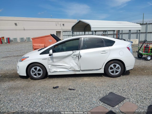2014 Toyota Prius Four მანქანა იყიდება აუქციონზე, vin: JTDKN3DU9E0377264, აუქციონის ნომერი: 45035329
