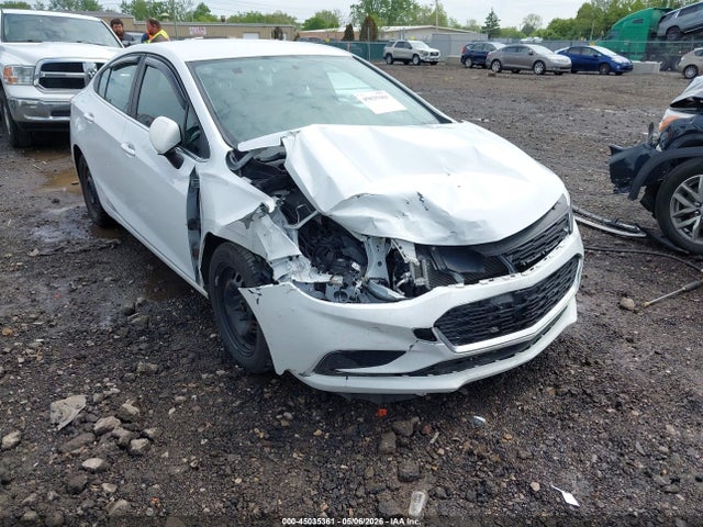 Aukcja sprzedaży 2017 Chevrolet Cruze Lt Auto, vin: 1G1BE5SM0H7100327, numer aukcji: 45035361