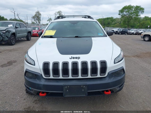 Продажа на аукционе авто 2015 Jeep Cherokee Trailhawk, vin: 1C4PJMBB4FW667080, номер лота: 45035372