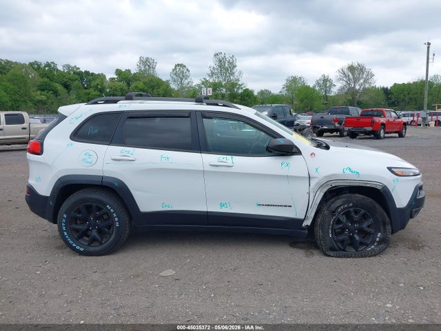 Продажа на аукционе авто 2015 Jeep Cherokee Trailhawk, vin: 1C4PJMBB4FW667080, номер лота: 45035372