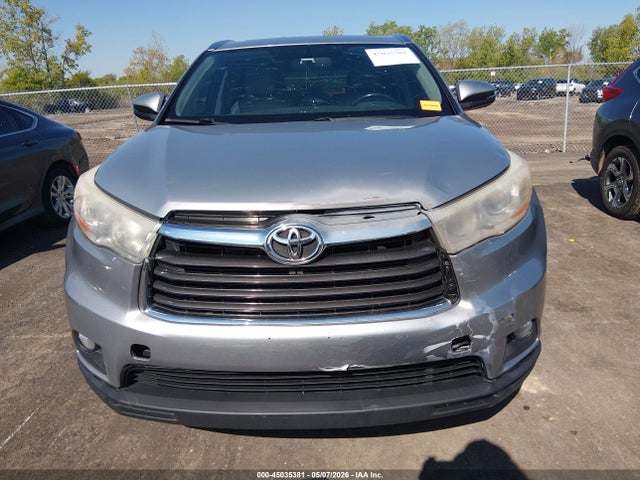 Продажа на аукционе авто 2014 Toyota Highlander Xle V6, vin: 5TDJKRFH9ES012667, номер лота: 45035381