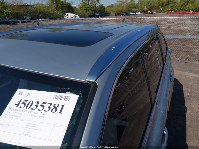 Продажа на аукционе авто 2014 Toyota Highlander Xle V6, vin: 5TDJKRFH9ES012667, номер лота: 45035381
