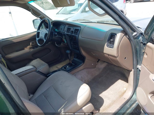 Продаж на аукціоні авто 2002 Toyota 4runner Sr5 V6, vin: JT3GN86R220239108, номер лоту: 45035403