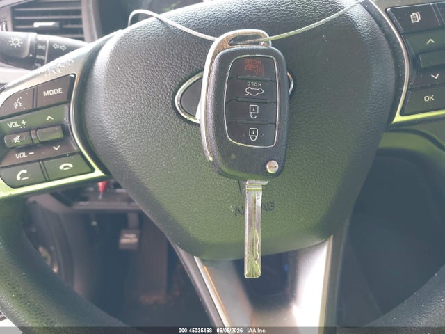 45035468 :رقم المزاد ، 5NPE24AF8JH702775 vin ، 2018 Hyundai Sonata Se مزاد بيع