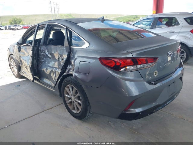 45035468 :رقم المزاد ، 5NPE24AF8JH702775 vin ، 2018 Hyundai Sonata Se مزاد بيع