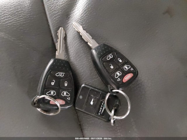 Продаж на аукціоні авто 2005 Chrysler Town & Country Limited, vin: 2C8GP64L85R196654, номер лоту: 45035485