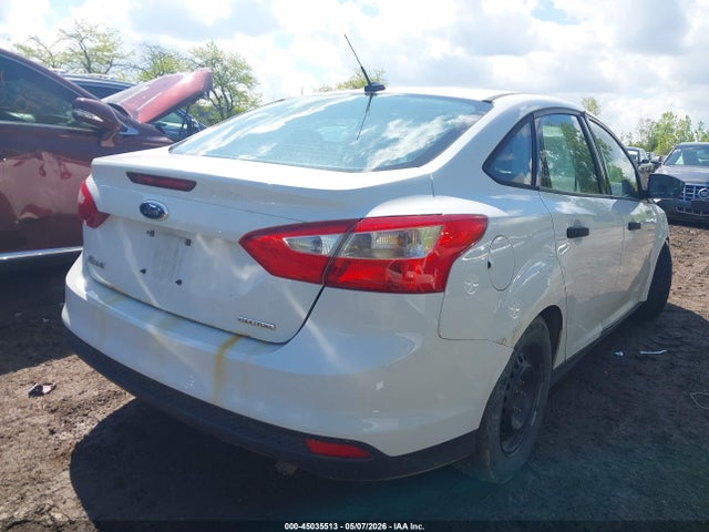 Продаж на аукціоні авто 2014 Ford Focus S, vin: 1FADP3E21EL388991, номер лоту: 45035513