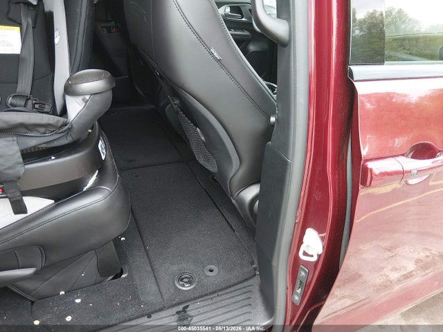 Продаж на аукціоні авто 2023 Chrysler Pacifica Touring L Awd, vin: 2C4RC3BG8PR545258, номер лоту: 45035541