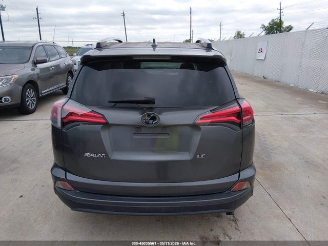 JTMZFREV8HJ715211 Toyota RAV4 LE