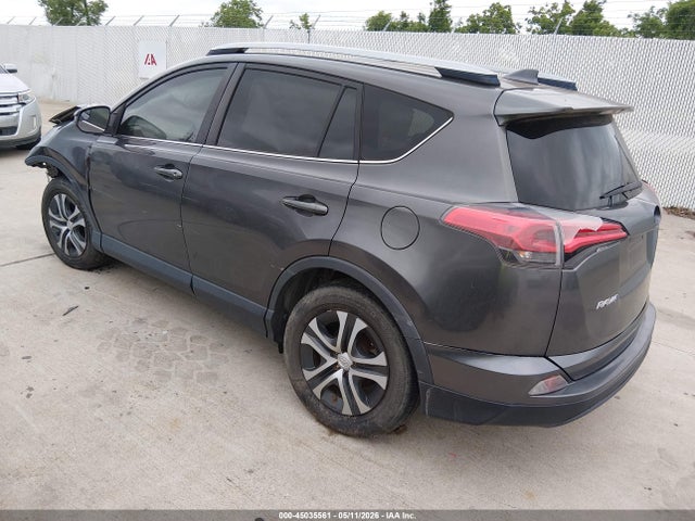 JTMZFREV8HJ715211 Toyota RAV4 LE