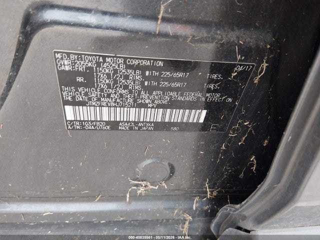 JTMZFREV8HJ715211 Toyota RAV4 LE