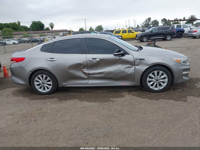 KIA Optima Lx 2017 5XXGT4L33HG134000 Image 13