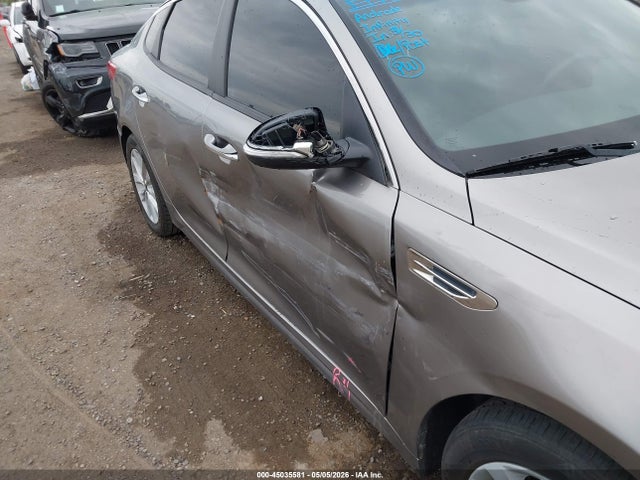 KIA Optima Lx 2017 5XXGT4L33HG134000 Image 18